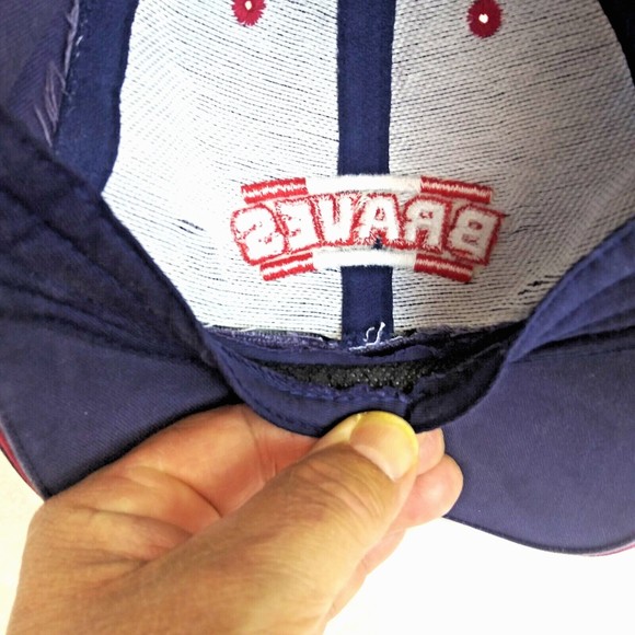 Atlanta Braves Official MLB Men's Cap Hat Logo Spell Out Hook & Loop Adjust OSFA - Picture 8 of 9